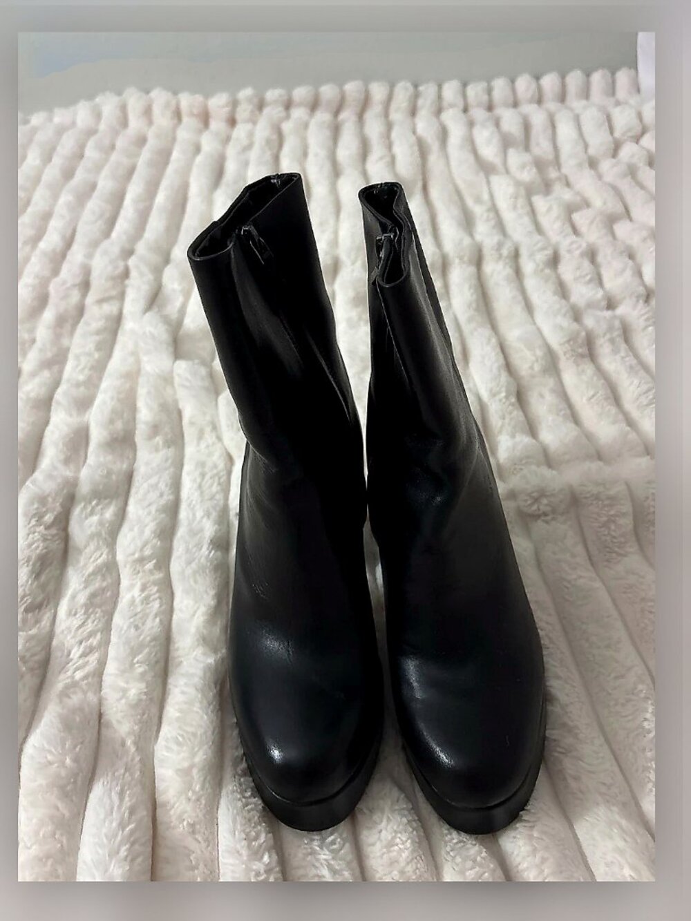 Zara boots size 7